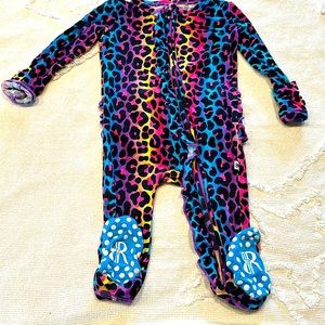 Bums & Roses 0-3 mo Ruffle leopard footie